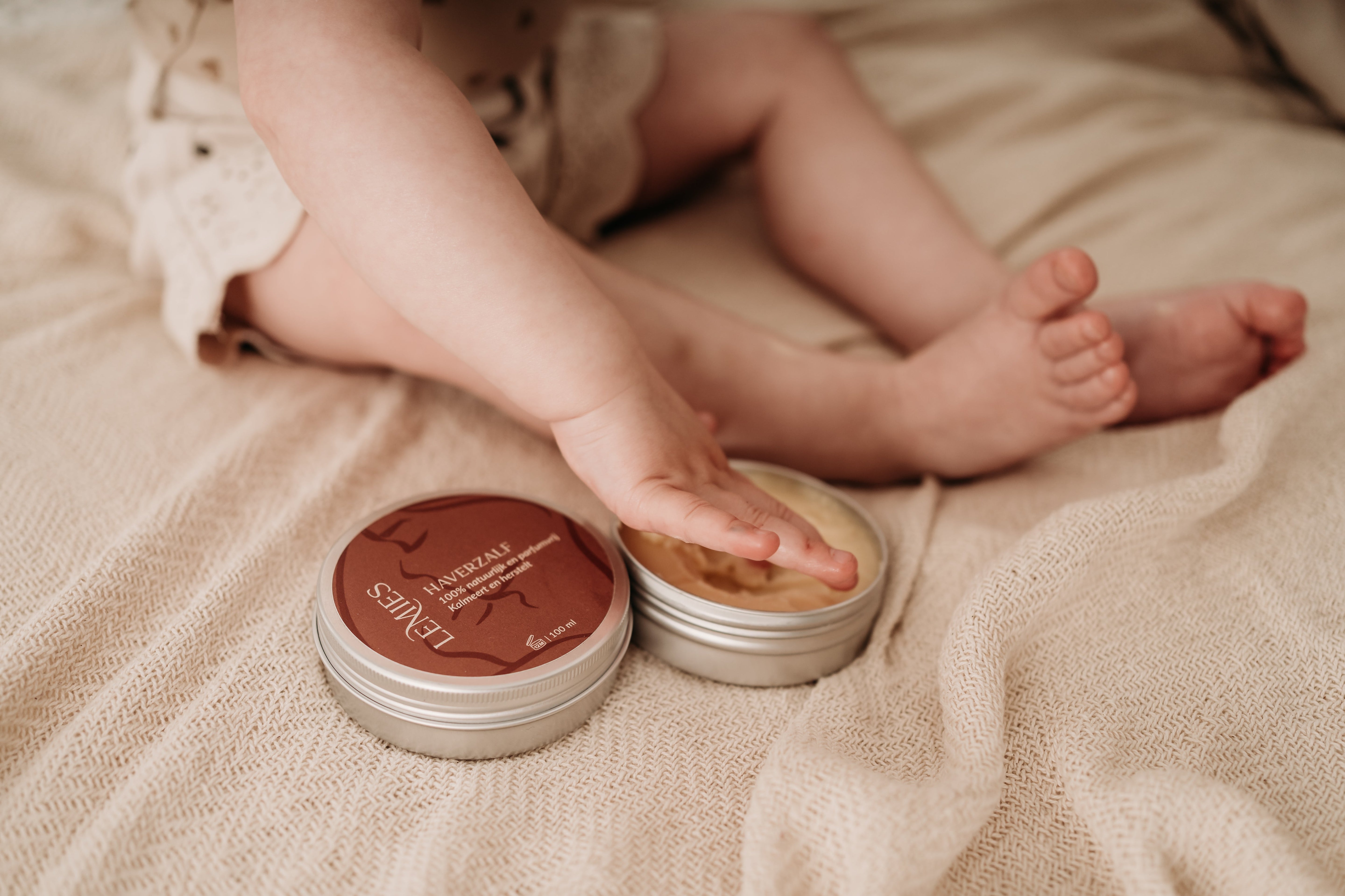 Baby smeert Haverzalf op eigen benen